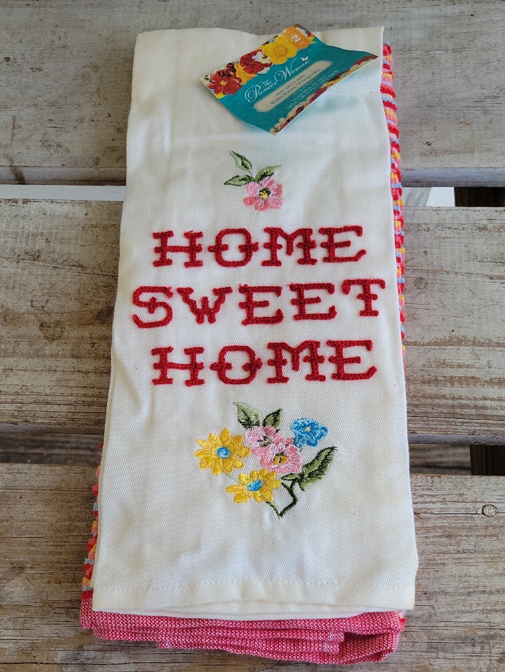 The Pioneer Woman White Kitchen 2 Towels with Floral Embroidery